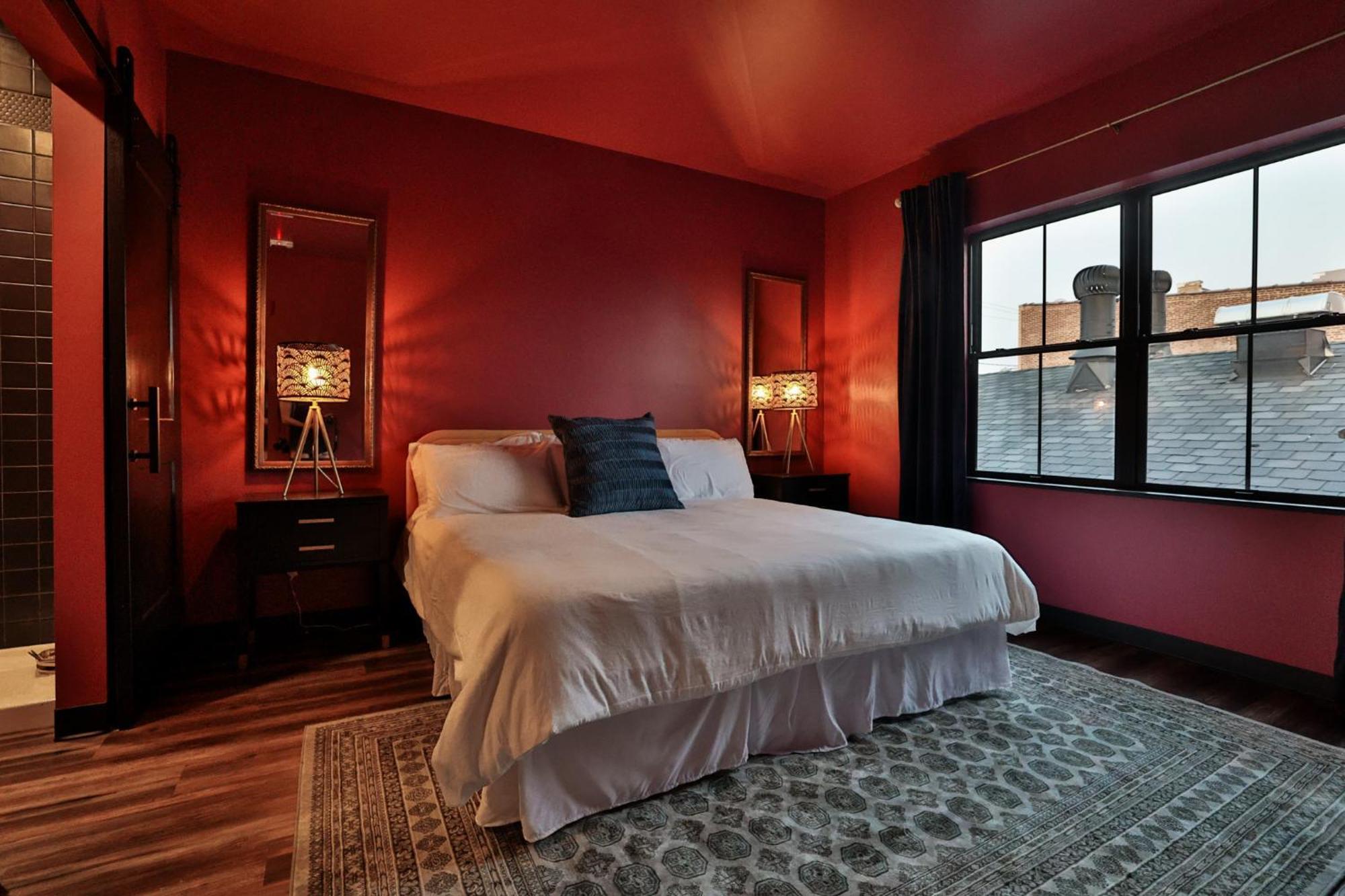 Urban Collective Boutique Hotel 에드워즈빌 외부 사진